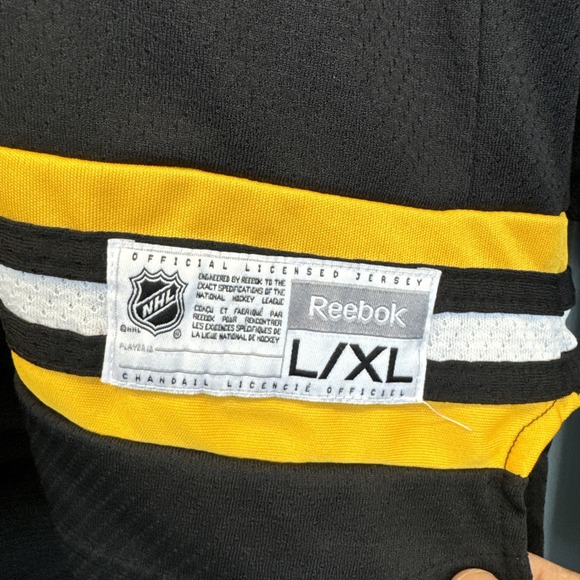 Reebok Milan Lucic #17 BOSTON BRUINS NHL Hockey Jersey Youth L/XL - Picture 5 of 8